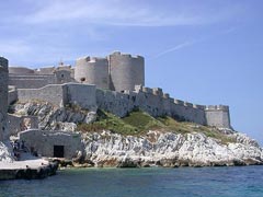 Замок Иф близ Марселя, где граф Монте-Кристо провел в заточении 13 лет