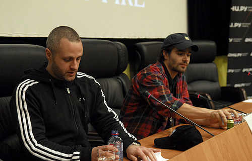 Павел Бардин и Петр Федоров во время прессконференции на фестивале «Дух огня»