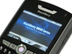 BlackBerry продадут народу