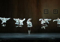 Сцена из балета «Свадебка»