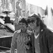 Английский певец   Элтон Джон   со своей матерью  в Петродворце. Ленинградская область, 1979 год 