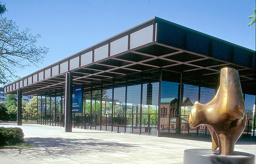  Neue Nationalgalerie
Kulturforum Potsdamer Platz, Berlin-Tiergarten
 