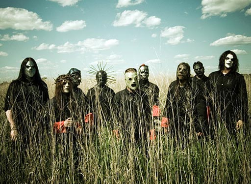 Американская ню-метал-группа Slipknot объявила о решении вернуться к работе. В течение трех месяцев со смерти басиста Пола Грея  группа не занималась творческой деятельностью.