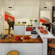 Марта Рослер. Кухня с красной полосой. 1962-1972. Фотомонтаж. Музей Соломона Гуггенхайма, Нью Йорк