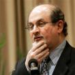 Британский писатель Салман Рушди (Salman Rushdie) может написать книгу о том, как девять лет скрывался, будучи приговоренным к смерти властями Ирана в 1988 году из-за публикации романа «Сатанинские стихи».