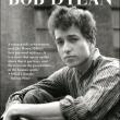 Знаменитый американский певец Боб Дилан работает одновременно над шестью книгами различной тематики. Именно такой контракт он подписал с издательством Simon & Schuster.