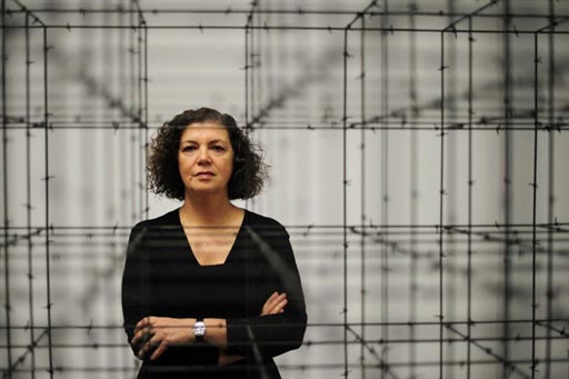 Мона Хатум на своей выставке в Берлинской академии художеств, 30 июля 2010 года - Hannibal Hanschke