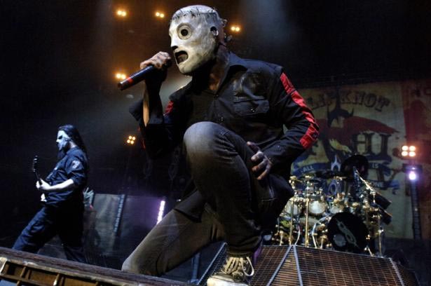 В Москве выступит знаменитая американская ню-метал группа Slipknot. Концерт состоится 29 июня в спорткомплексе «Олимпийский».