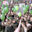 Митинг в поддержку журналистов НТВ на Троицкой площади Санкт-Петербурга. 4 апреля 2001