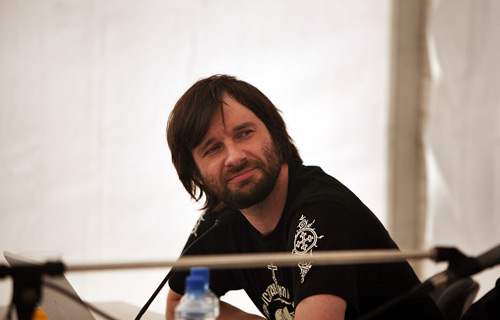 Андрей Лошак