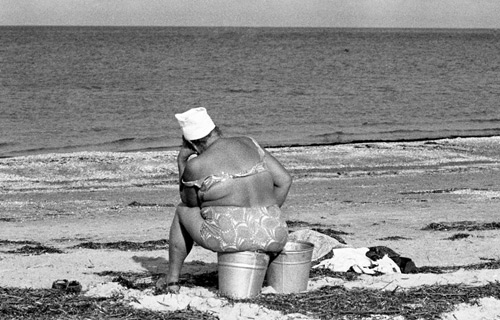 Кривоносов Ю. Сижу у моря, жду… 1970 