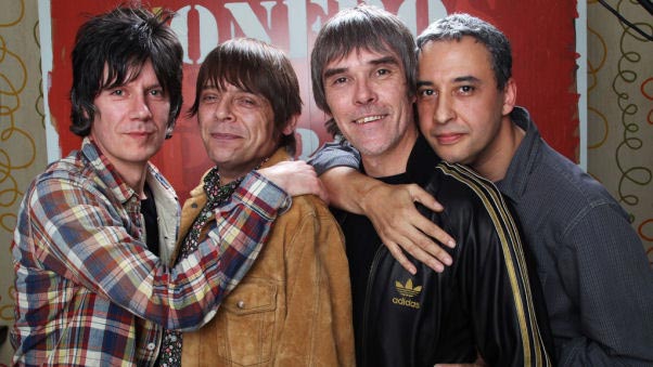 Британская рок-группа The Stone Roses объявила о воссоединении. Первые совместные выступления лидеров «манчестерской волны» после 15-летнего перерыва состоятся в июне 2012 года, после чего группа отправится в мировое турне.
