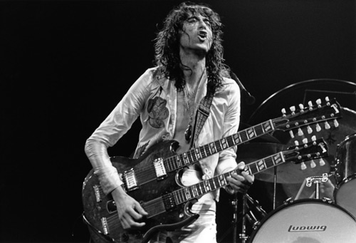 Джимми Пейдж c двухгрифовым Gibson. Led Zeppelin в Madison Square Garden. 1977 