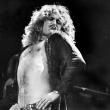 Роберт Плант на концерте Led Zeppelin в Madison Square Garden. 1977 