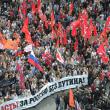 Участники акции «Марш миллионов» во время шествия по улице Большая Якиманка