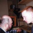 Сергей Козлов и Николай Борисов во время открытия книжного магазина в «Проекте ОГИ» в Потаповском переулке, февраль 2000 г.