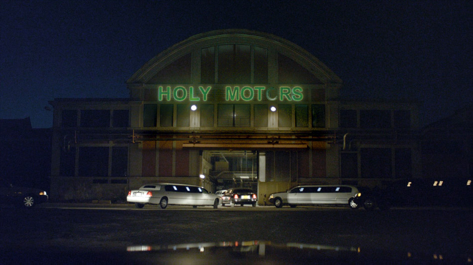 Holy Motors. Режиссер Леос Каракс