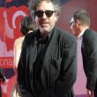 В четверг, 21 июня, на церемонии открытия 34-го ММКФ приз за вклад в мировой кинематограф был вручен американскому режиссеру и продюсеру Тиму Бертону.