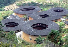 ЮНЕСКО защитит китайские дома-крепости