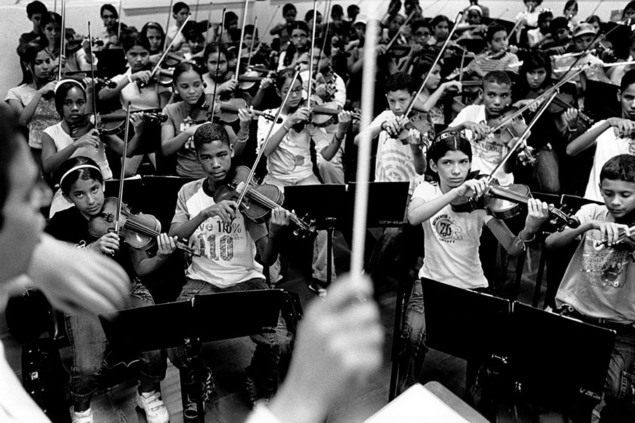  Simón Bolívar Youth Orchestra of Venezuela  - Peter Dammann 