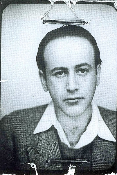 Пауль Целан. Фото из паспорта. 1938 год 