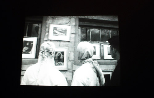  Sean Snyder. Exhibition. 2008. Video 