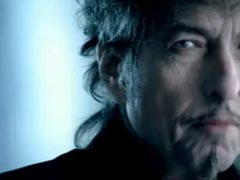 Боб Дилан в рекламном ролике Victoria's Secret. 2004