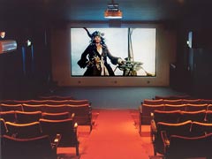 Первый цифровой кинотеатр на о. Тасмания в городе Сент-Хеленс (2049 жителей)