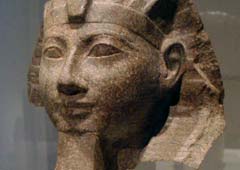 Египетская царица оказалась подделкой?