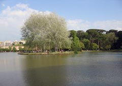 Озеро Вилла Ада в Риме