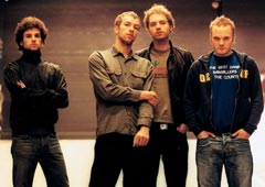 Coldplay отбились от Сатриани
