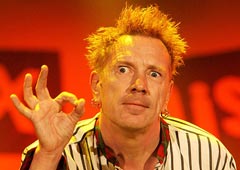 Вокалист Sex Pistols готовит альбом