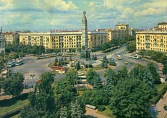 Площадь Победы в Минске (с открытки 1980-х годов)