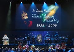 Церемония прощания с Майклом Джексоном. Лос-Анджелес, 7 июля 2009 года
