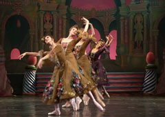 Сцена из балета «Щелкунчик» в постановке Михаила Шемякина (2007)