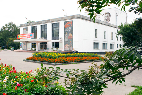 Театральный центр им. А.П. Чехова в Южно-Сахалинске