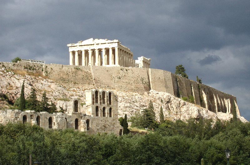Афинский Акрополь в ближайшие недели будет охвачен забастовками. О намерении блокировать работу памятника объявил забастовочный комитет работников комплекса.