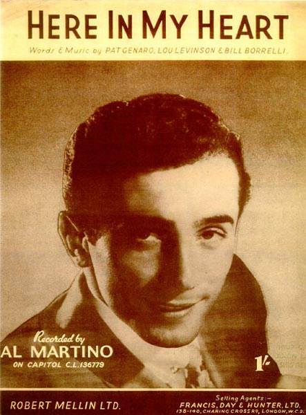 В Филадельфии в возрасте 82 лет скончался американский певец Эл Мартино, который в 1952 году возглавил первый музыкальный чарт Великобритании.