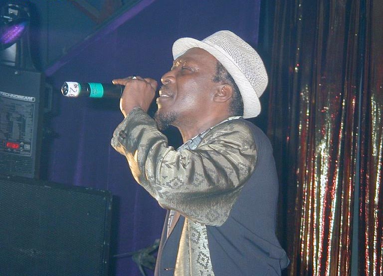 В Лондоне скончался ямайский музыкант Элтон Эллис – крестный отец стиля «рокстеди», который, в свою очередь, послужил основой для возникновения регги.