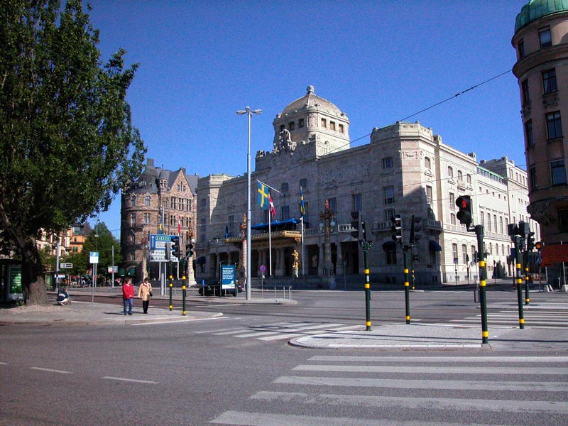 В центре Стокгольма в понедельник состоялось торжественное открытие площади Ингмара Бергмана.