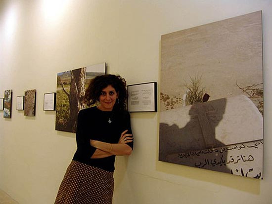 Премия Hugo Boss досталась 37-летней палестино-американской художнице Эмили Джасир. Премию раз в два года вручает Музей Гуггенхайма. Ее размер составляет $100 тысяч.