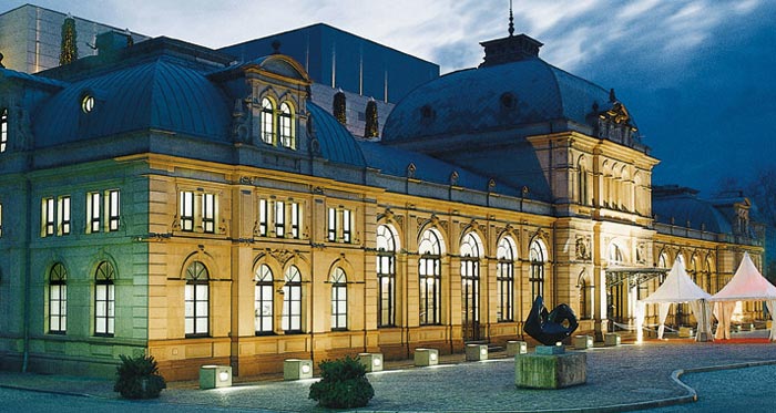 C 19 по 26 июля оркестр Мариинского театра под управлением Валерия Гергиева даст серию концертов в рамках Летнего фестиваля в Баден-Баден Фестшпильхаус.