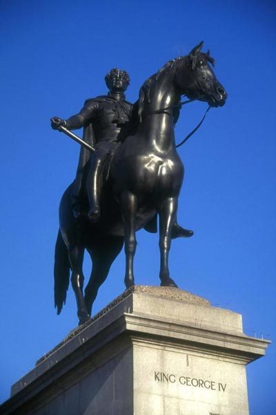 Памятник Георгу IV на Трафальгарской площади