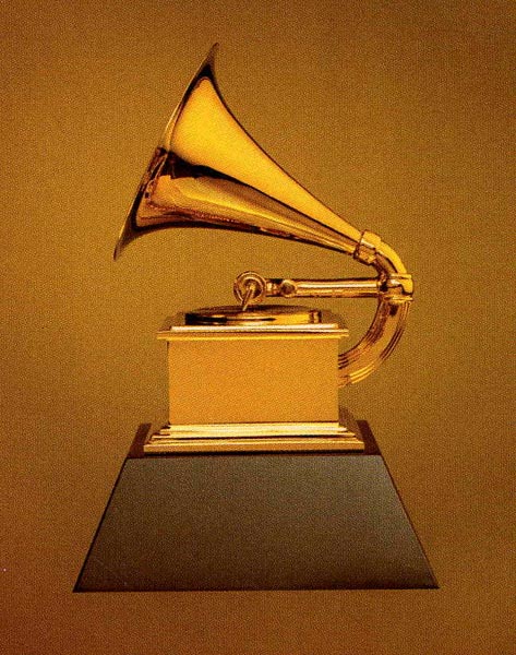 Претендентов на музыкальные награды Grammy объявили вечером в среду в Лос-Анджелесе. На восемь «золотых граммофончиков» претендует американский рэпер Лил Уэйн. Среди номинантов также – британская группа Coldplay, Валерий Гергиев и Юрий Башмет.