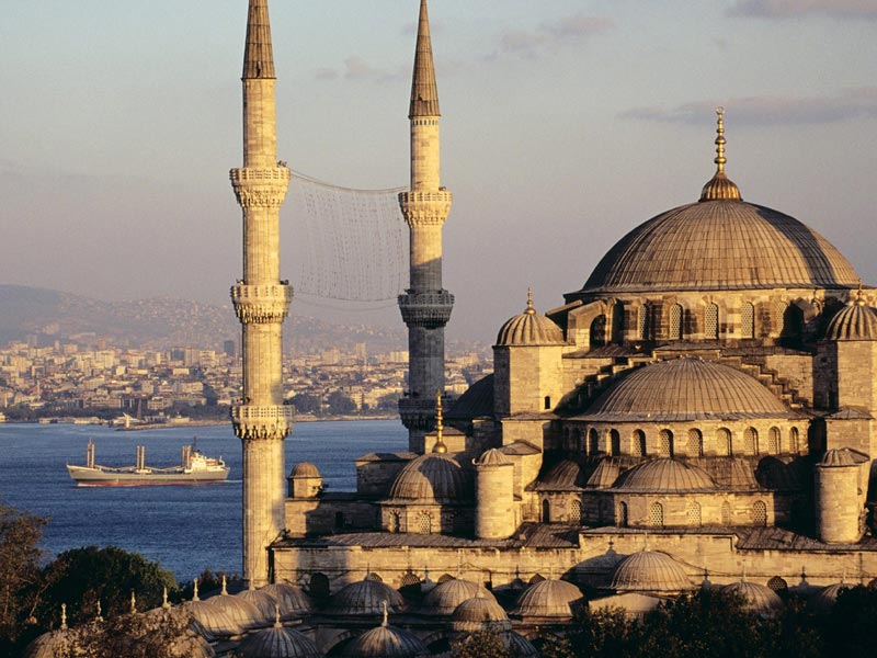 Стамбул. Вид на Голубую мечеть и Босфор