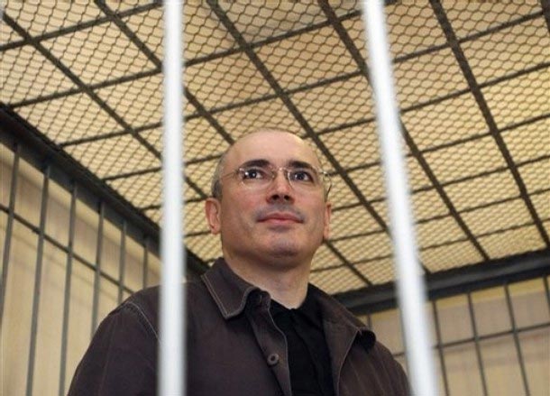 Районный суд Читы признал, что наказание Михаила Ходорковского за интервью Борису Акунину было незаконным. После того как интервью вышло в журнале Esquire, руководство читинского СИЗО посадило Ходорковского в карцер на 12 суток.