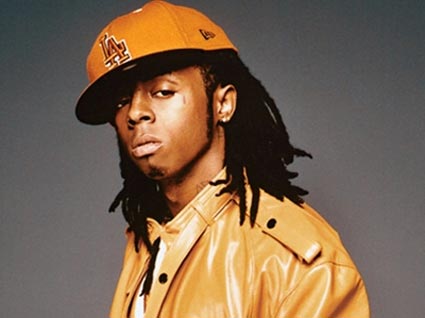 Рэпер Lil Wayne, последний диск которого, «Tha Carter III», за первую неделю после релиза разошелся более чем в миллионе экземпляров, отказался от рэпа в пользу рок-музыки.