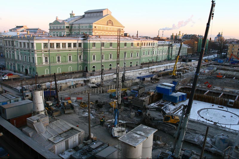 Строительство Мариинки-2 может обойтись государству в 18 млрд рублей. К такому выводу пришли аудиторы Счетной палаты, проверившие пятилетнюю стройку.