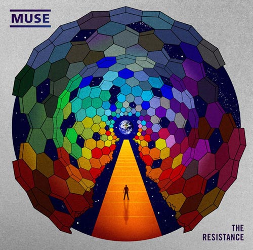 Новый альбом британских альт-рокеров Muse «The Resistance» занял первое место в британском чарте, потеснив «британскую Шульженко» — 92-летнюю Веру Линн, которая на прошлой неделе обошла самих The Beatles.