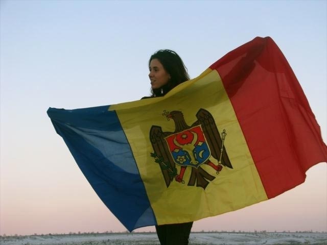 Молдавская журналистка Наталья Морарь помещена под домашний арест. Ей запрещены контакты с любыми людьми, кроме близких родственников.